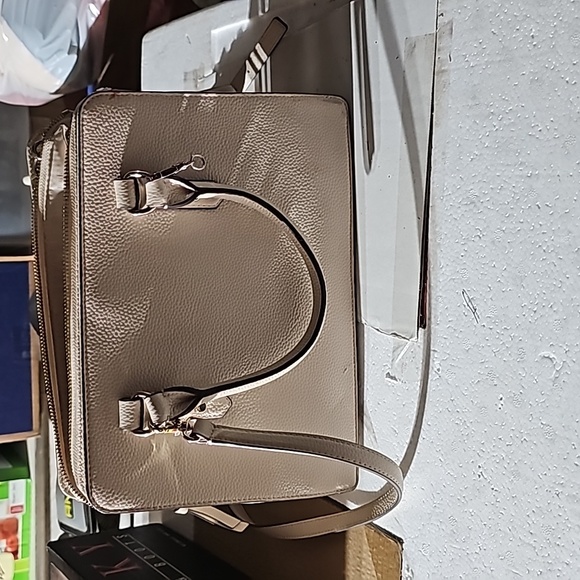 Purse - Picture 2 of 3